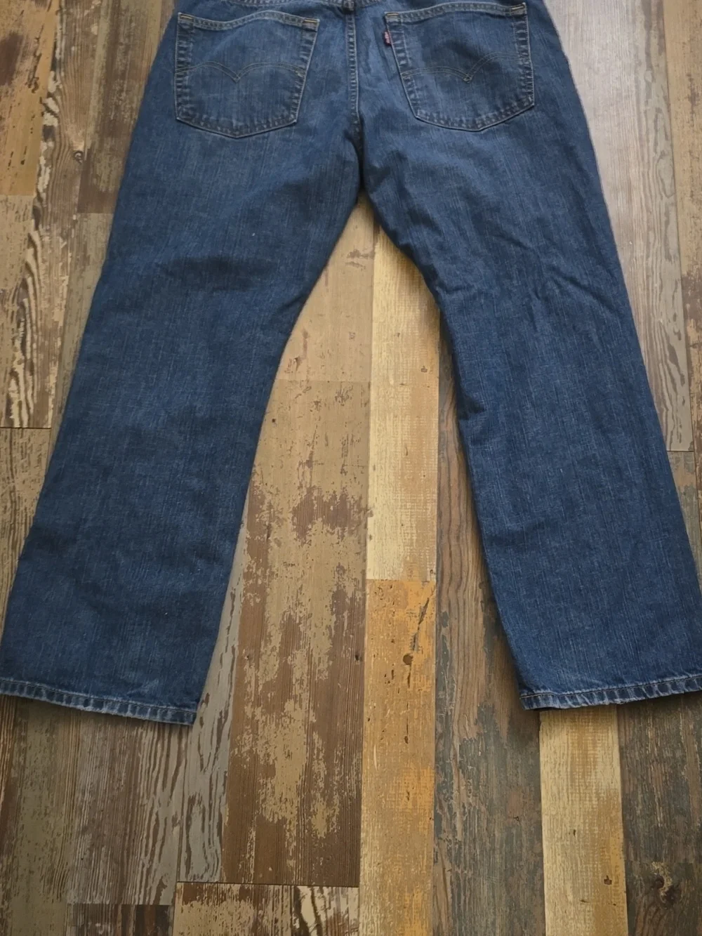Levis levi 559